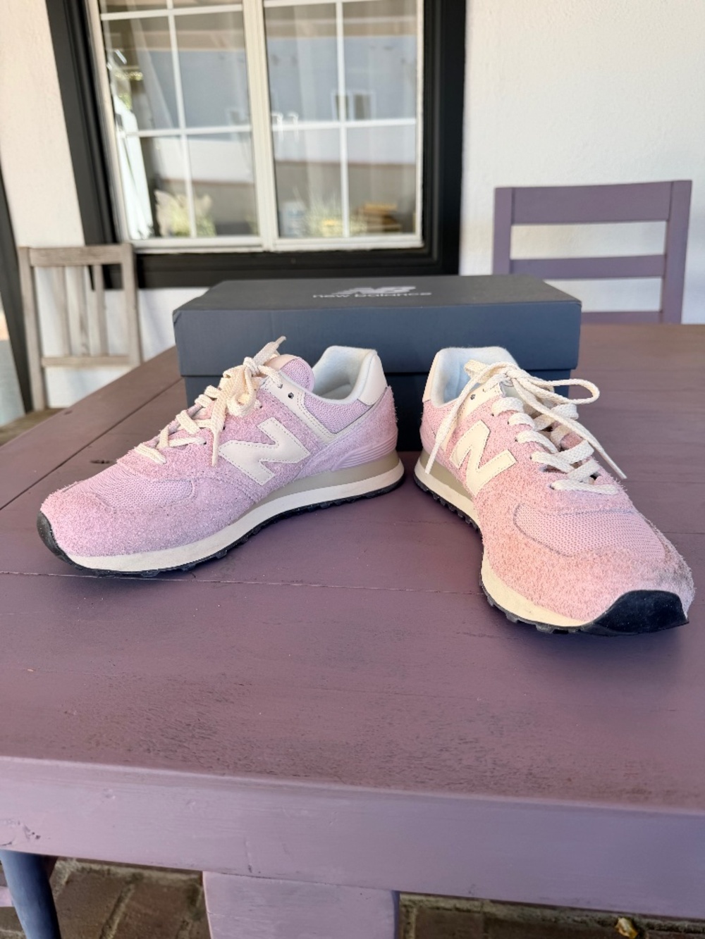 New Balance Classic Traditional Sneakers in Pink Size 9.5